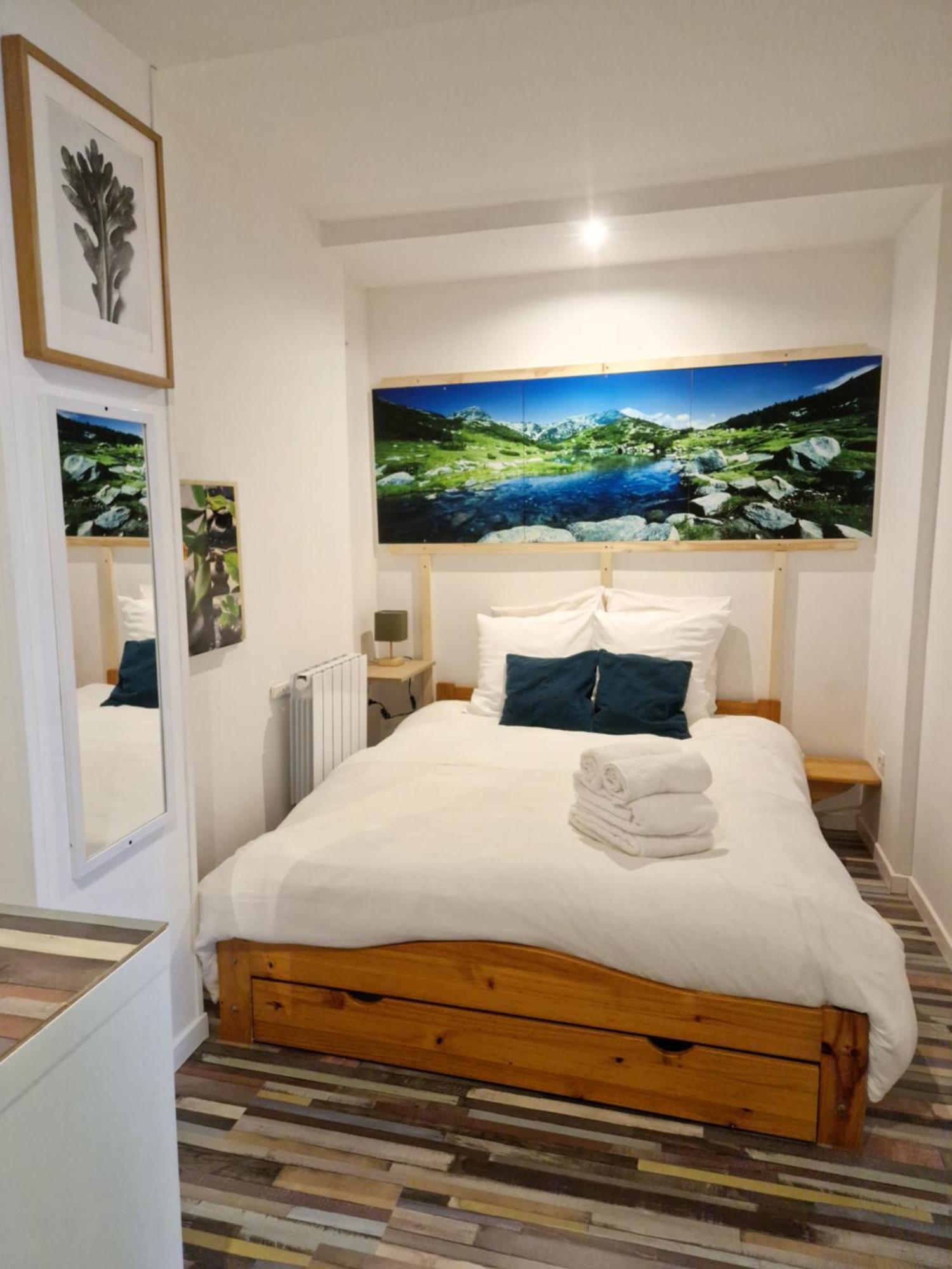 The Walsh Apartment บัวร์ ภายนอก รูปภาพ